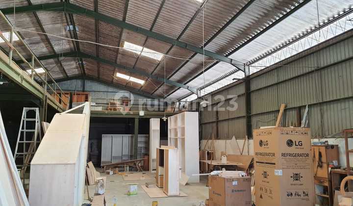 Ready-to-Use Southeast-Facing Warehouse in Terboyo Industrial Estate. 2