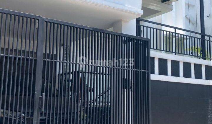 Rumah Siap Huni Lokasi Strategis Dekat Mall Di Taman Galaxy 1