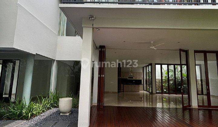  Rumah Super Mewah Di Dalam Townhouse Cilandak, Jakarta Selatan 1