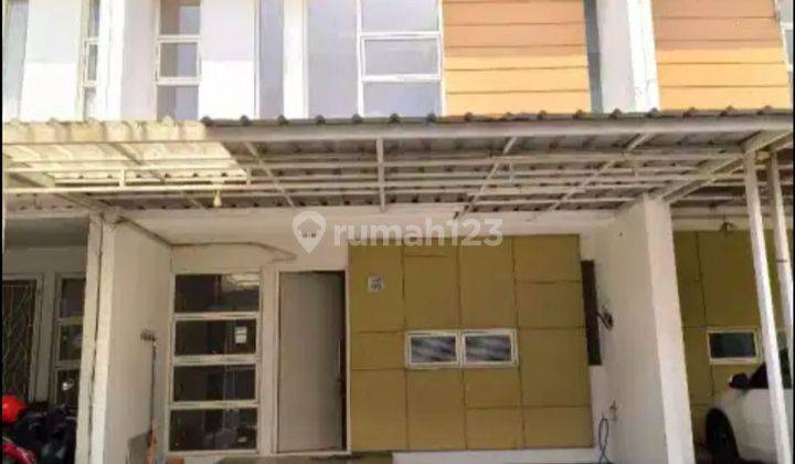 Di Kontrakan Rumah 2 Lantai Di Cluster Grand Wisata 1