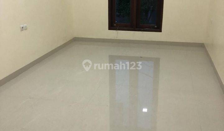 Rumah Bagus 2 Lantai Di Kemang Pratama 3 Bekasi  2