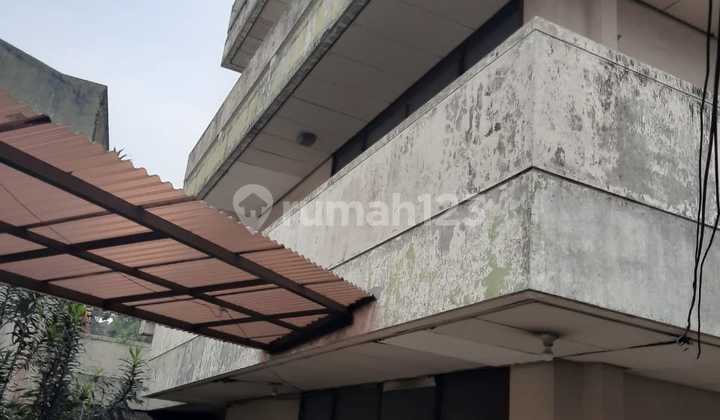 Rumah di Jl. Pasirkaliki Bandung 2