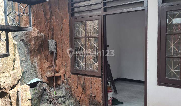 Dijual Rumah Mungil di Sektor 2 Bintaro, Tangerang Selatan 2