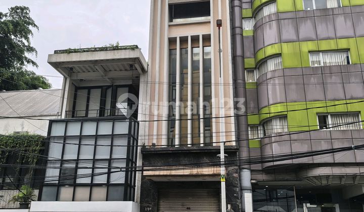 Ruko di Blok M Jakarta Selatan Jl. Falatehan 1