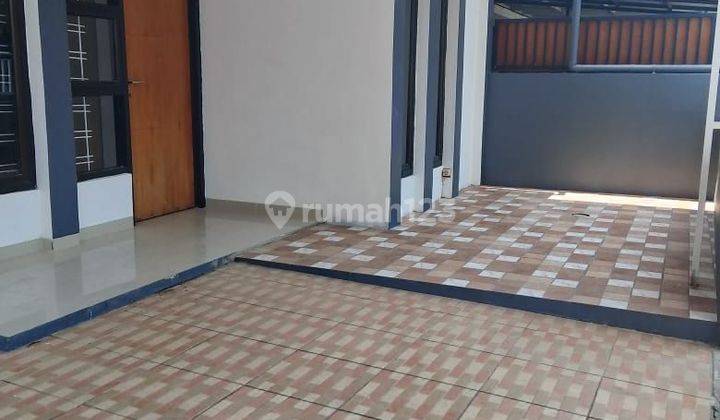 Di Jual Rumah Murah Banget Di Komplek Cisaranten 2