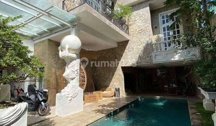 Villa Mewah Di Jimbaran Dengan Nuansa Modern Cocok Untuk Bisnis 1