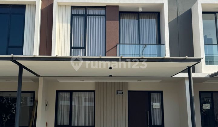 For Rent 6x12.5 Millennial PIK 2 South Facing 2 Floors Unfurnished