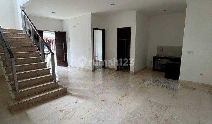 Disewakan Rumah Symphony Golf Isand PIK Uk. 8x15 Unfurnished 1