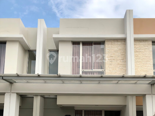Dijual Murah! Rumah Pik 2 Shm Ukuran 4.5×10 2 Lantai 2 Kamar Tidur 1