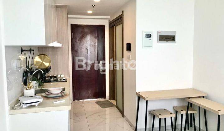 DI  APARTEMEN SKY HOUSE ALAM SUTERA 2