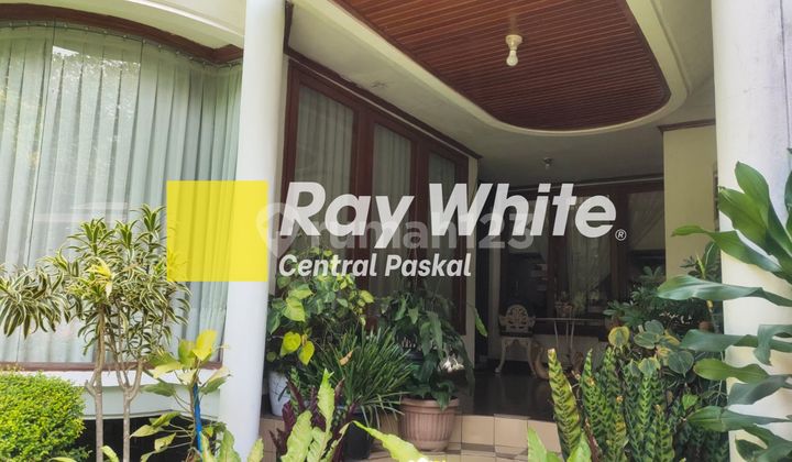 Rumah Tinggal 3 Lantai di Bukit Indah Geger Kalong Bandung