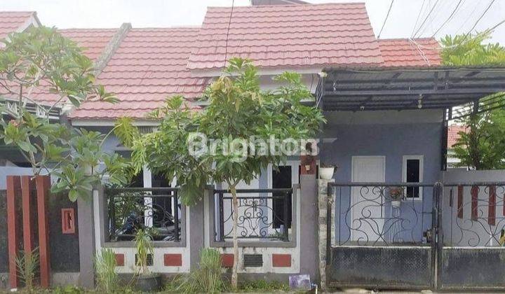 Rumah Cantik di lingkungan yang nyaman 1