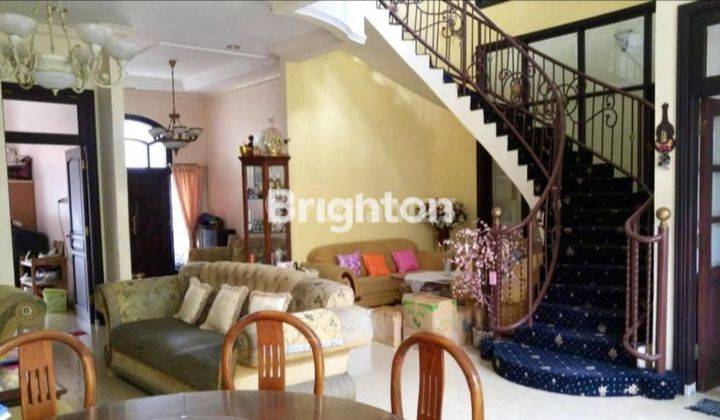 Rumah Megah dengan Furnished 2