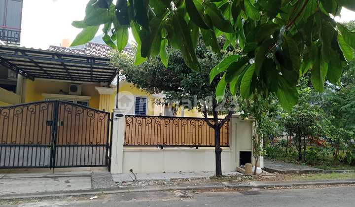 For Rent: Comfortable House in The Royal Residence Complex, Pulogebang, East Jakarta