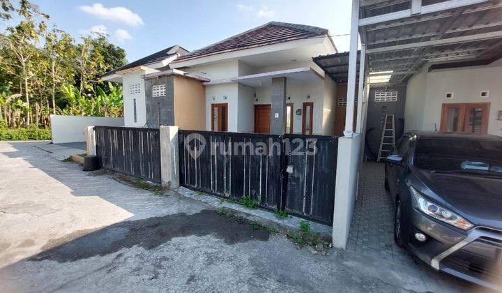 Di Jual Rumah Harga Rendah Lingkungan Asri Bangunjiwo Kasihan  2