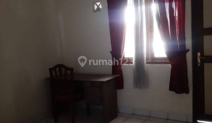 DISEWAKAN RUMAH 2 LANTAI SEMI FURNISH DALAM PERUMAHAN SLEMAN 2