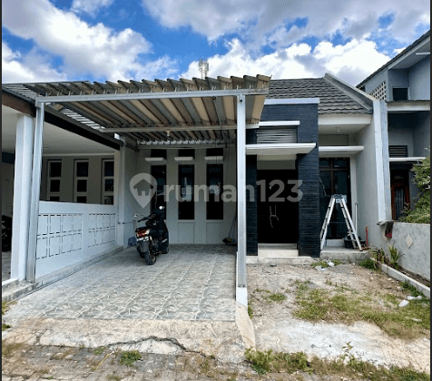 Di Jual Rumah Siap Huni Harga Rendah Dalam Perumahan The Paradise 2