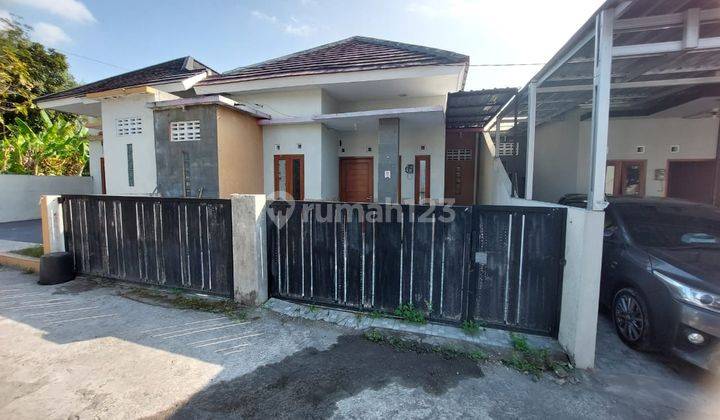 Di Jual Rumah Harga Rendah Lingkungan Asri Bangunjiwo Kasihan  1