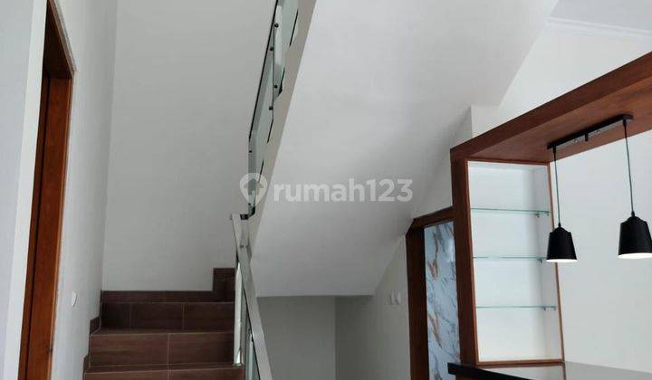 DIJUAL RUMAH 2 LANTAI MODERN HARGA RENDAH DEKAT RINGROAD SELATAN DIJUAL RUMAH 2 LANTAI MODERN HARGA RENDAH DEKAT RINGROAD SELATAN