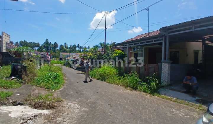 Independent Asset House in Manado, North Sulawesi Independent Asset House in Manado, North Sulawesi