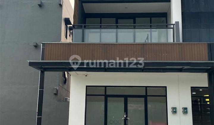 For Rent: Hampton Shop House, Gading Serpong, Size 4.5x15