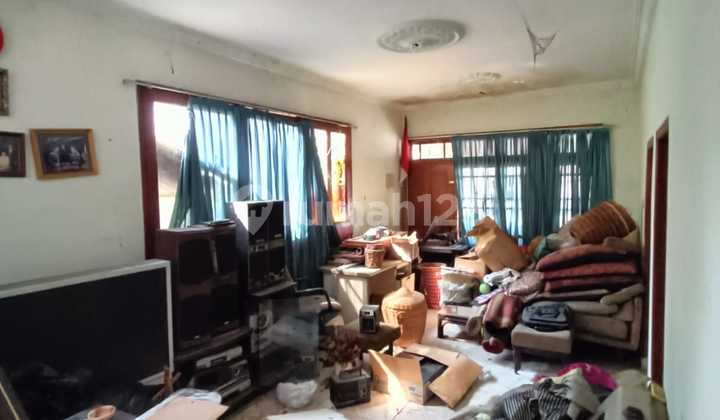 For Sale Hook House in Cideng, West Jakarta