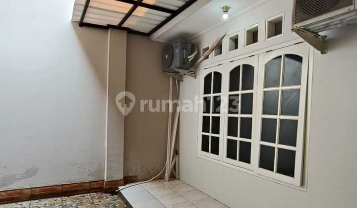 For Sale Ready-to-Occupy House in Nusa Loka, BSD 2