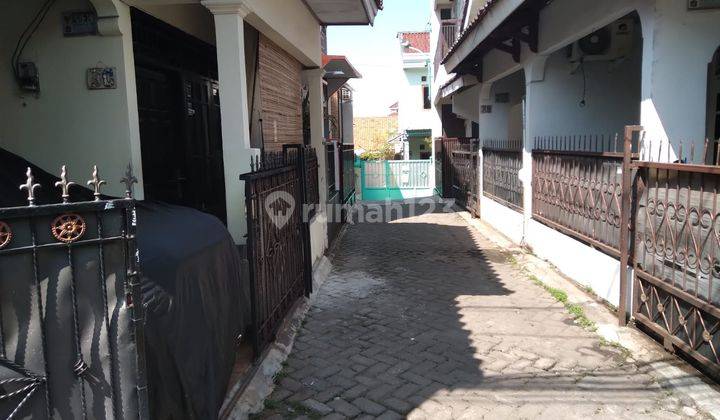 Dijual Rumah 2lt + 4 Unit Kontrakan Shm, Kelapa Dua Kebon Jeruk 2