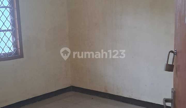For Quick Sale Old House in Poris, Tangerang 2