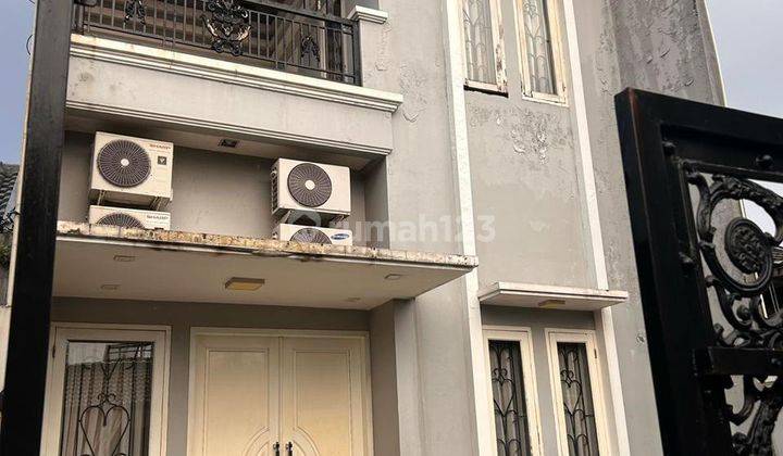 Dijual Rumah Eksklusif SHM Furnish, Taman Jatisari Permai Bekasi 1