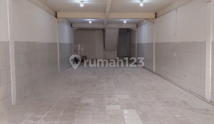 Disewakan Ruko  jl Pangeran jayakarta 101 2