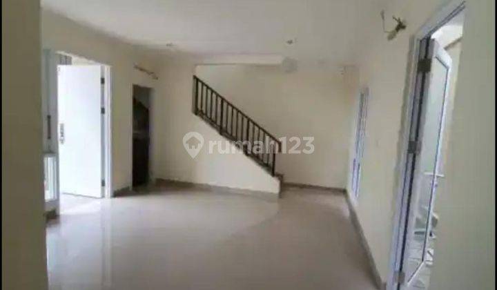 Disewakan Rumah 4kt 4km di Rossini Gading Serpong 2