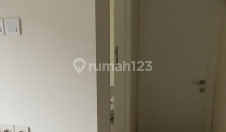 DISEWAKAN Unit Special Cluster Verdi 2 Lantai Hadap selatan 2