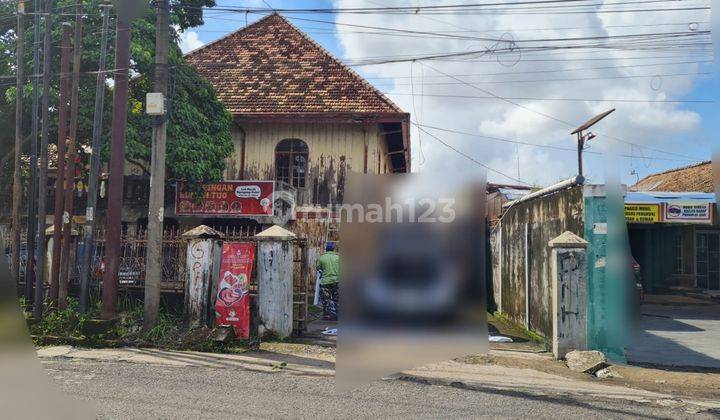 DIJUAL Rumah Tua Kayu Lokasi Strategis untuk Komersial Bisnis 2