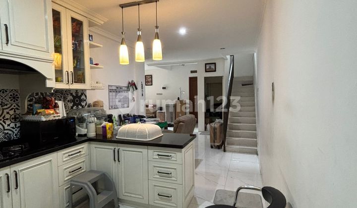 FOR SALE Modern Hook House Ready to Occupy Bintaro Jaya Sector 2 1