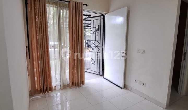 Dijuak Rumah Minimalis Di Cluster Serpong Lagoon Tangsel 2
