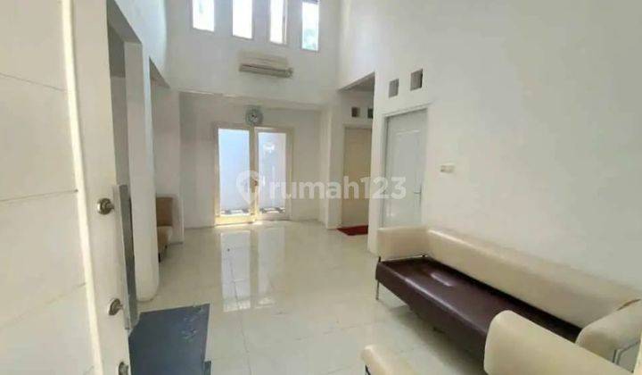Disewakan Rumah Di Cluster Adora Furnished Permata Bintaro Sektor 9 Tangerang Selatan Harga Sewa : 65 Jt / Tahun* 2