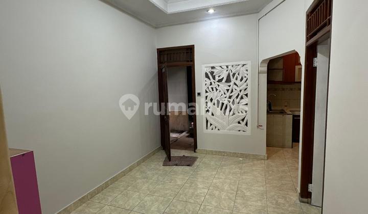 For Rent House In Graha Fedora Graha Raya Bintaro For Rent House In Graha Fedora Graha Raya Bintaro