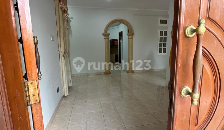 Dijual Rumah Di Graha Fedora Graha Raya Bintaro Tangsel 2