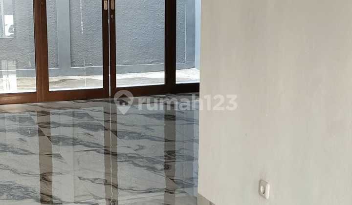 Rumah Cantik Sudah Renov Di Discovery Sektor 7 Bintaro Jaya