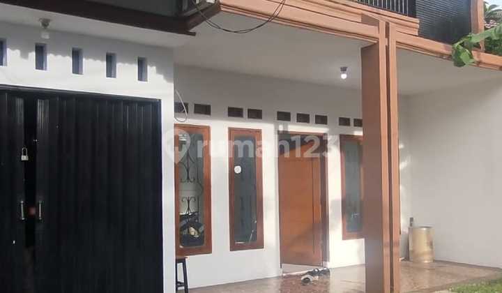 Dijual Rumah 2 Lantai Joglo Kembangan 2