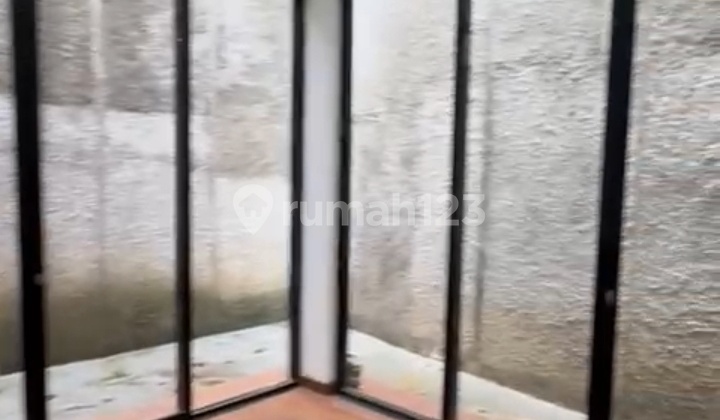 Disewakan Rumah Semi Purn Furnishet Pesanggrahan Permai.jak-Sel Disewakan Rumah Semi Purn Furnishet Pesanggrahan Permai.jak-Sel