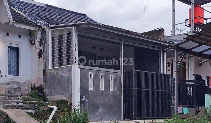 Rumah Nyaman Lokasi Bebas Banjir di Cileunyi 1