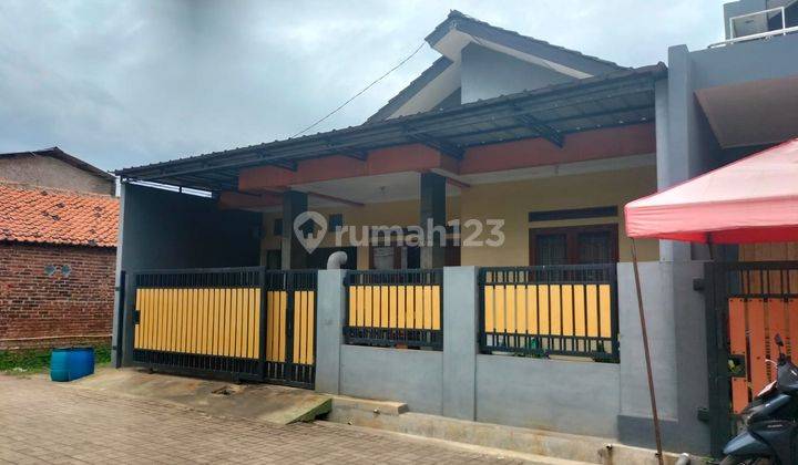 Rumah Lokasi Dekat Fasilitas Kesehatan di Rancaekek 1