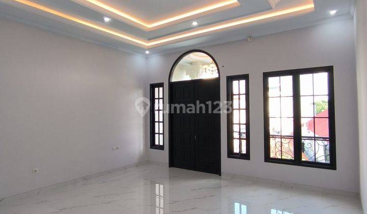 Dijual Murah Rumah Eropa Classic Di Jatipadang Jakarta Selatan  10