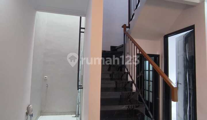 Dijual Murah Rumah Classic di Kebagusan Jakarta Selatan 2