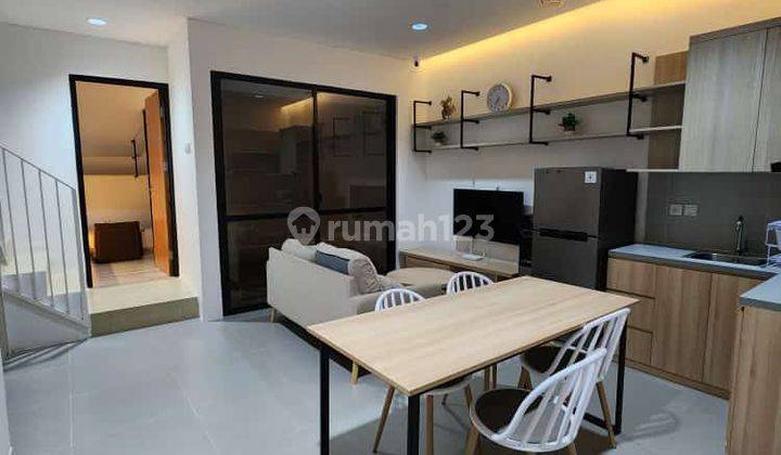 Di Jual Rumah Full Furnished Grand Wisata 2