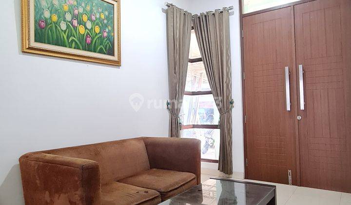 Disewa Cepat Rumah Semi-furnished Dengan Lokasi Strategis 2