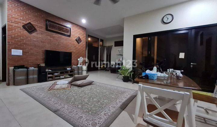 Di Jual Rumah Mewah Di Cluster Terdepan Grand Wisata 2