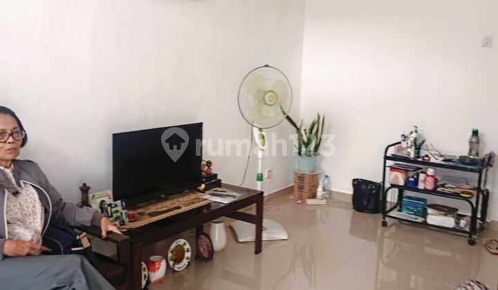 For Sale, Ready-to-Occupy House in Pamulang 2